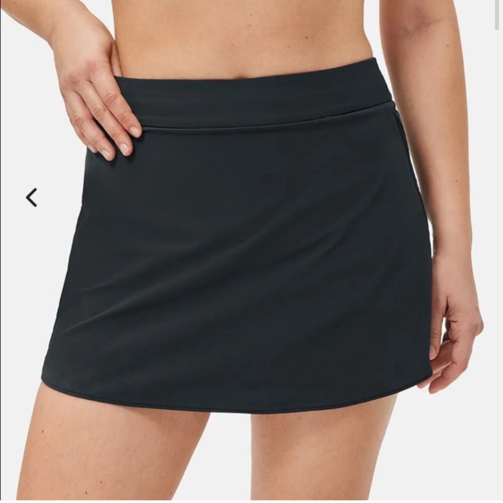 Outdoor voices black skirt. Size medium.